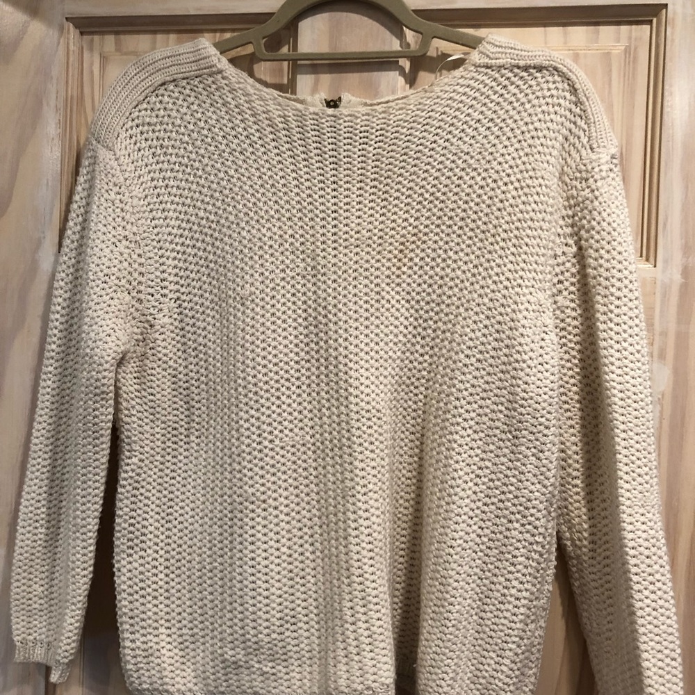 Knit off-white chunky sweater
